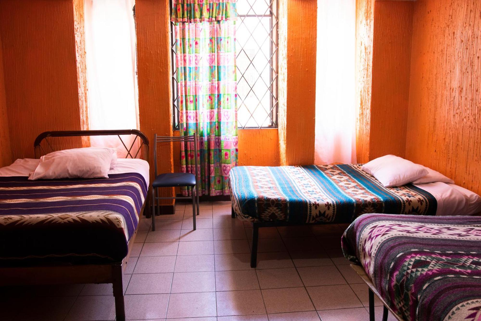 Hostal Carlos Luis Quito Exterior foto